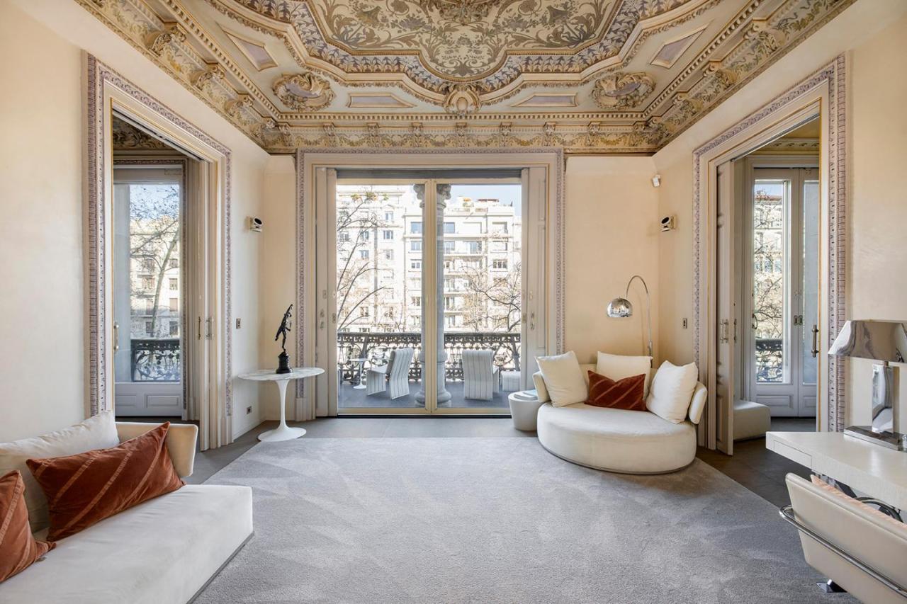 El Palauet Royal Suites Barcelona Ngoại thất bức ảnh